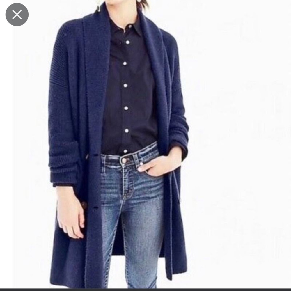J. Crew double breasted navy Cardigan
button size xs navy merino& alpaca
